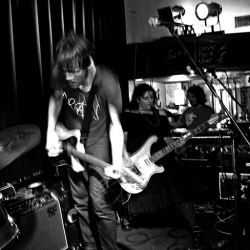 Screamfeeder - Ric's Bar - 20 October 2006