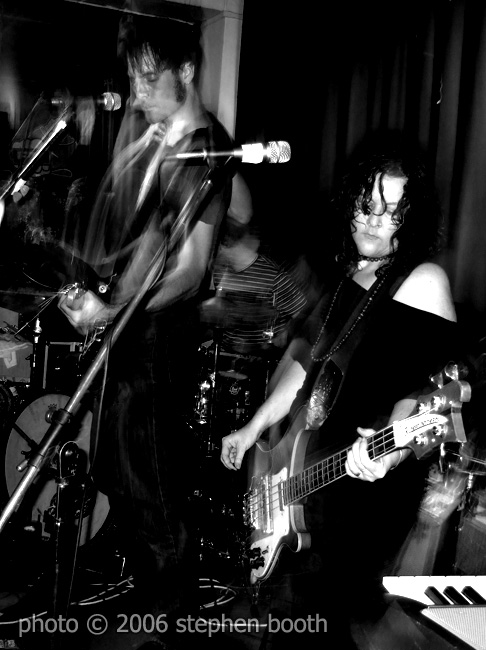Screamfeeder - Ric's Bar - 20 October 2006